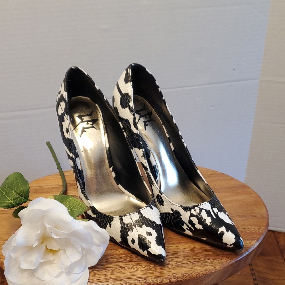 LFL ELEKTRIK Faux Black and White Stilleto Pumps, Size 7